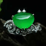玻璃種帝王綠翡翠A貨 玉石心女士戒指圖