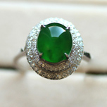 緬甸老坑玻璃種滿綠翡翠A貨玉石蛋面女士鑲金戒指圖