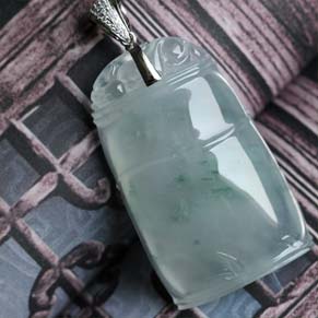 朱顏點(diǎn)染緬甸天然翡翠老坑冰種飄花玉竹節(jié)掛件 圖